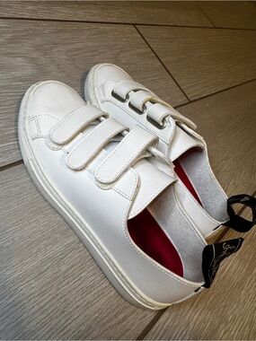 Good Guys Don’t Wear Leather Velcro Sneakers